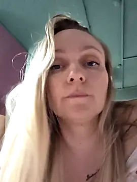 Pertunjukan Kamera Web Bondgirl_013