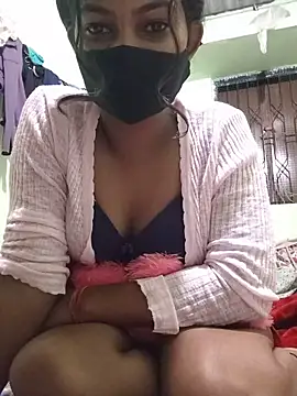 Hot-Bidhika: онлайн-секс-чат