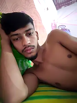 RAKIB5676 Adlı Modelin Canlı XXX Sohbeti