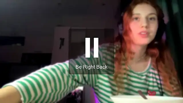 AliceCarrol's Live XXX Chat