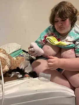 plushietoy's Live XXX Chat