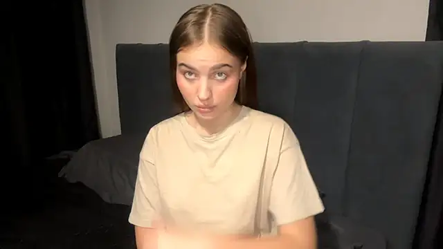 دردشة LowriseZiziphus الجنسية المباشرة