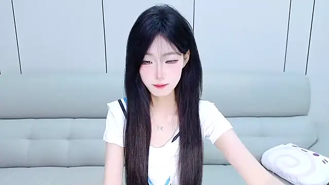 XXX chat uživo modela Tiantian9191