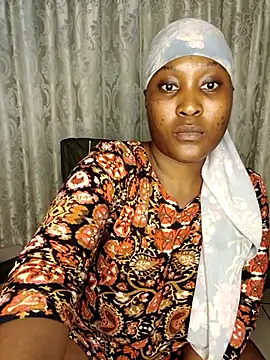 Zee-Thee-Gemini's Live XXX Chat