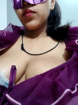 Shivani_hotty Chat XXX in diretta