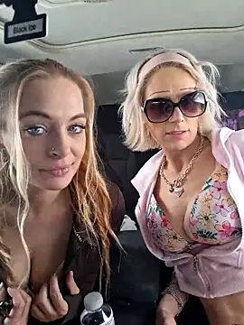 BeautifulMeFire23 Live XXX Chat