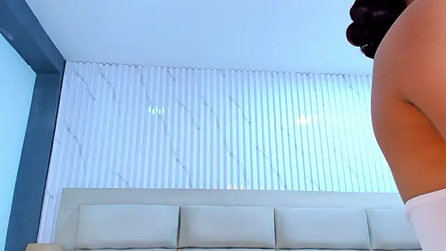 دردشة CarolineFyre الجنسية المباشرة