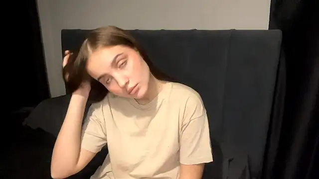 دردشة LowriseZiziphus الجنسية المباشرة