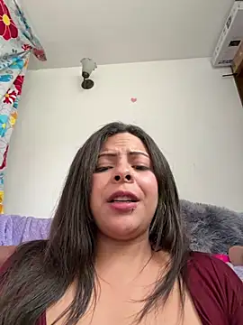 MiaCollinssx Live XXX Chat