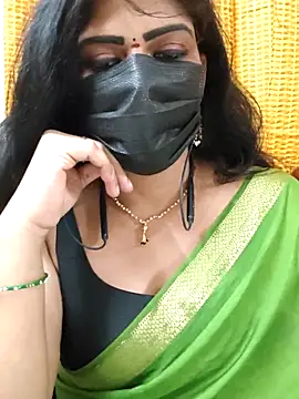 soundharya_tamil's Live XXX Chat