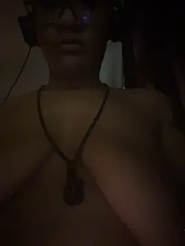 nickytheehawtie's Live XXX Chat