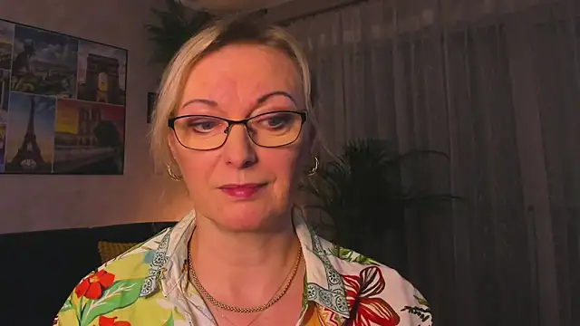 دردشة vanessa_chat الجنسية المباشرة