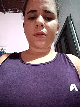 ValeriaSantos- – Live XXX-chat