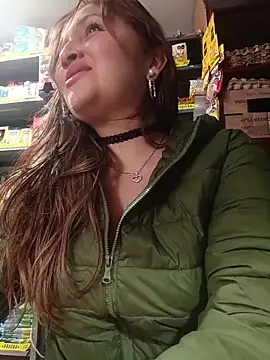 Alejandra_N – Naživo XXX chat