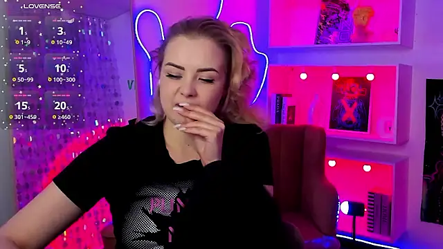 StephanieSweety 即時 XXX 聊天