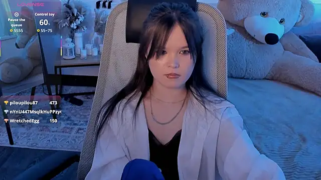 Elainebeness' Live XXX Chat