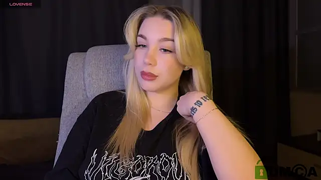 ariashaa's Live XXX Chat