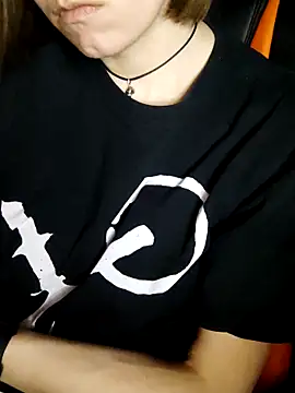 AashikalaaのライブXXXチャット