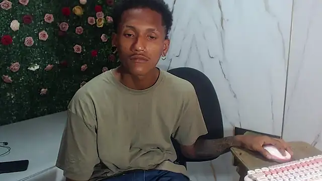 عرض كام ManSant