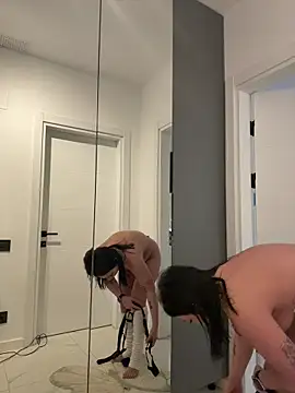 Chat XXX en directo de KimArts