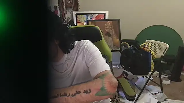 Chat XXX en directo de KungFuPanda001