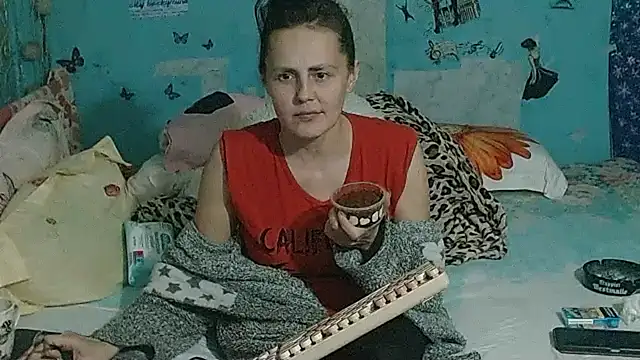 brighteyes77のライブXXXチャット