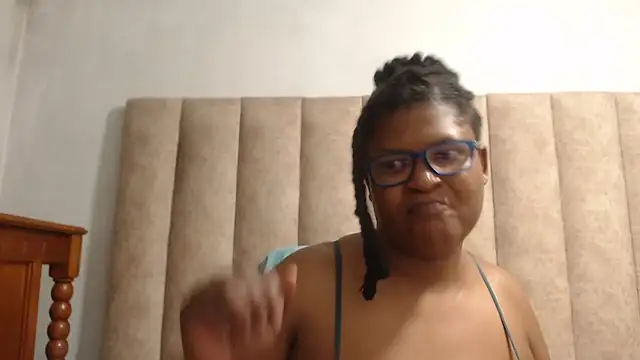 Chat XXX Live CandyYumsAerolaX