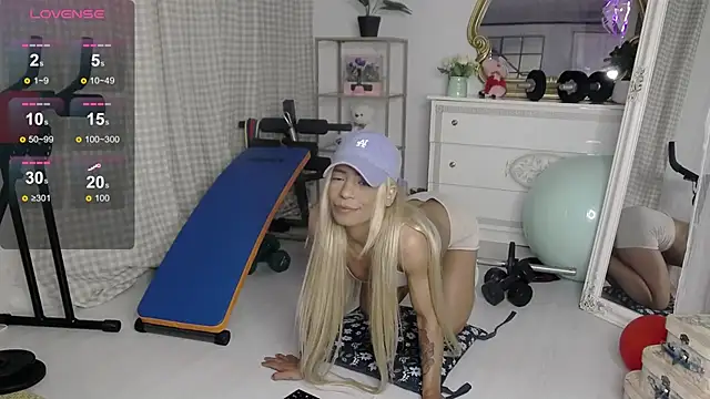 SarahRaynex's Live XXX Chat