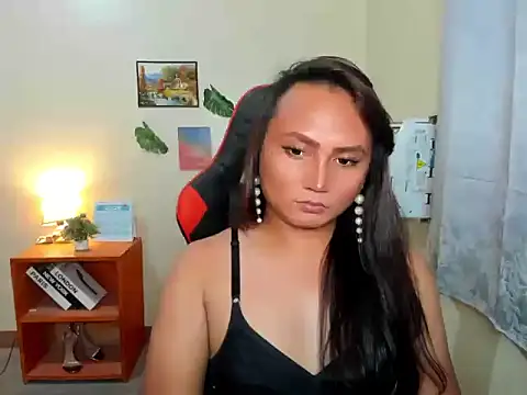 hella_queen 网络视讯表演