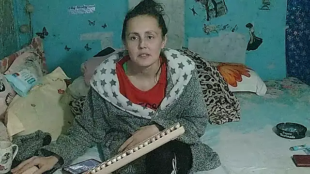 brighteyes77: онлайн-секс-чат