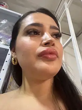 Živý XXX chat Sara_fun