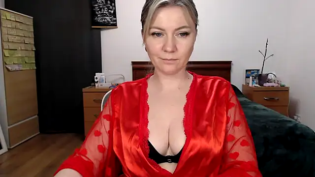 XXX chat uživo modela ParadiseAlina