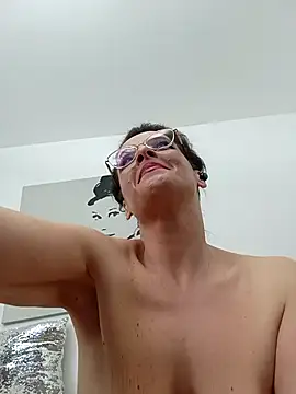 RebeccaNoble's Live XXX Chat