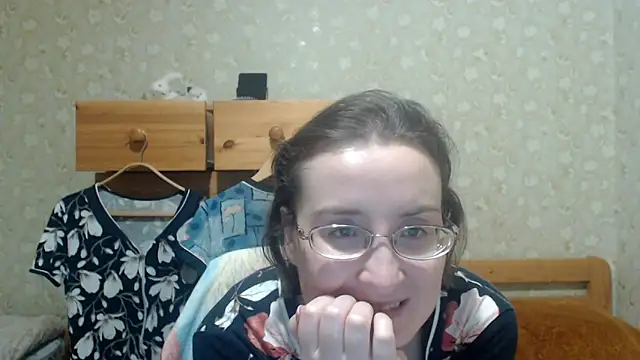 Smart_Rose Adlı Modelin Canlı XXX Sohbeti