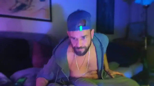 Guyst049 Chat XXX live