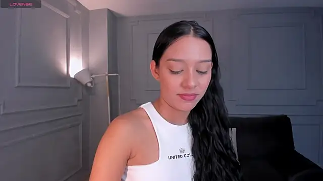 AmaliaCrus' Live XXX Chat