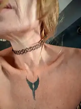 Онлайн чат XXX FrozenWaffle