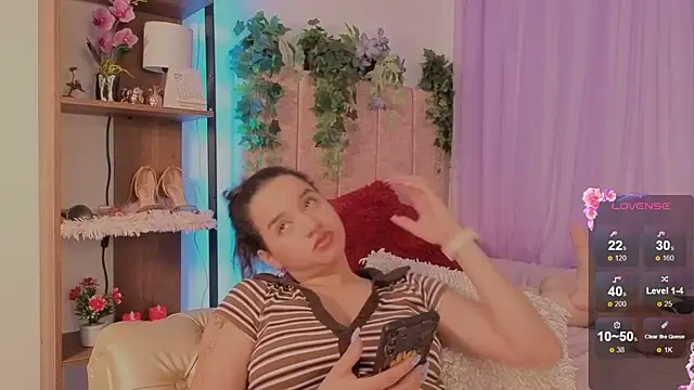 emilyrouxe লাইভ XXX চ্যাট