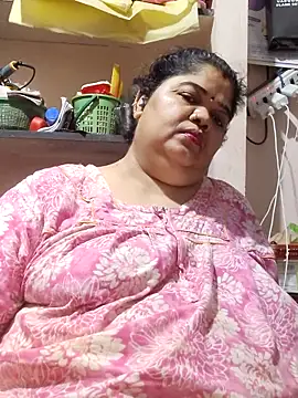 tamilthanushri's Live XXX Chat