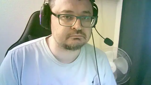 SirAbuserのウェブカメラショー