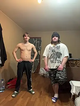 desiredude9 Show in webcam