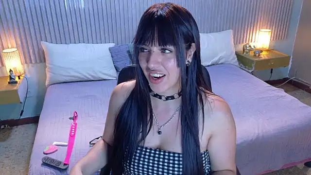 Eli666uwu élő XXX-chatje