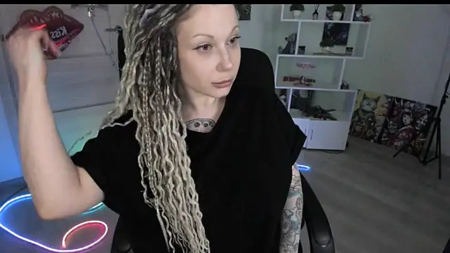 HoneySallyMoore Chat XXX in diretta