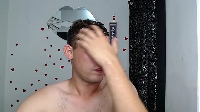 Вебкам-шоу sven_fox723