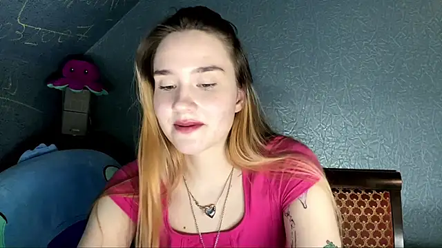 CarmelaLiebherr élő XXX-chatje