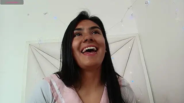 atilanadiaz7's Live XXX Chat