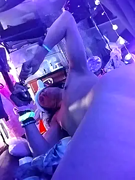 gurlnips: вебкам-шоу