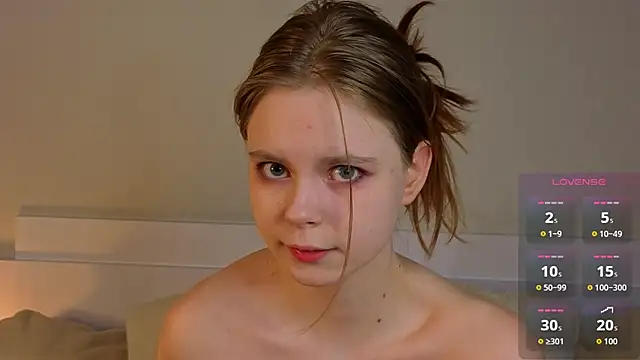 Chat +18 de JulietteRain ao vivo