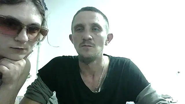 Twolatte1520 Show in webcam