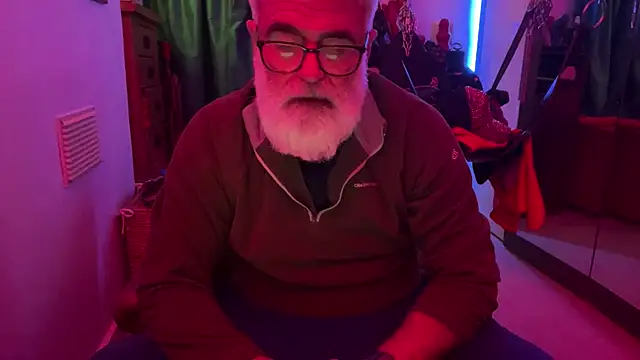 Chat XXX en directo de LeatherSdaddy